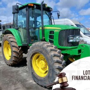 DEERE TRATOR