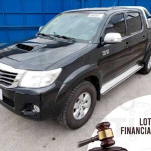 TOYOTA HILUX CD